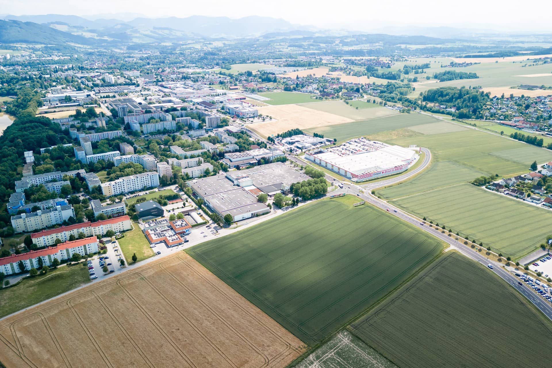 Gewerbe Fotografie Drohnenaufnahme einer Firma