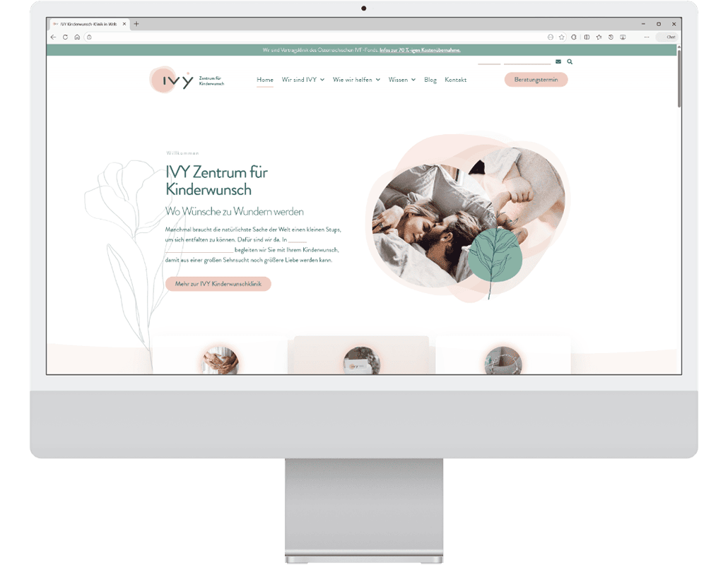 Desktop mit Website-Referenz
